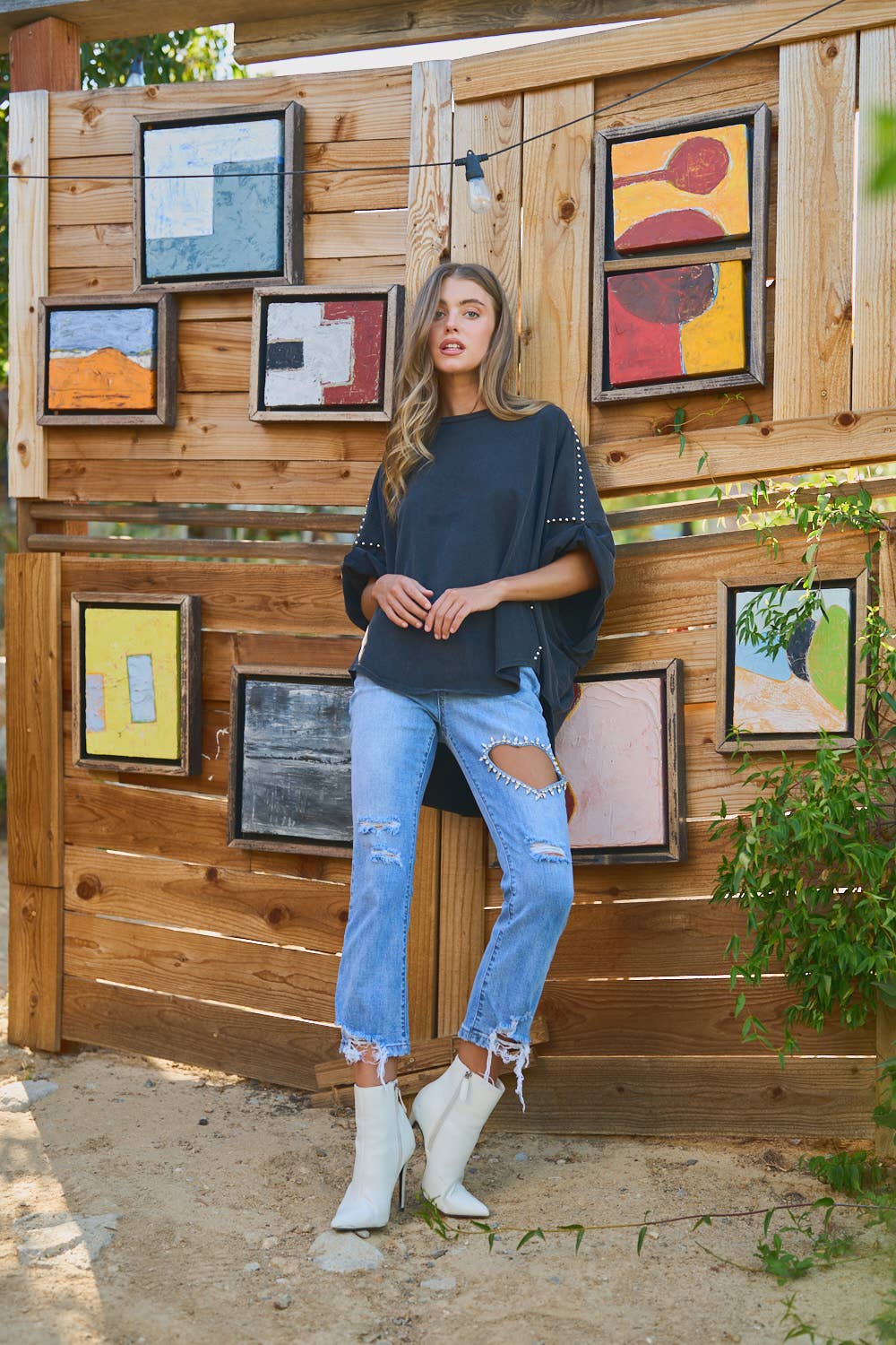 Simply Irresistible, Be the showstopper: Roll-Up Sleeve Studded High Low Tee