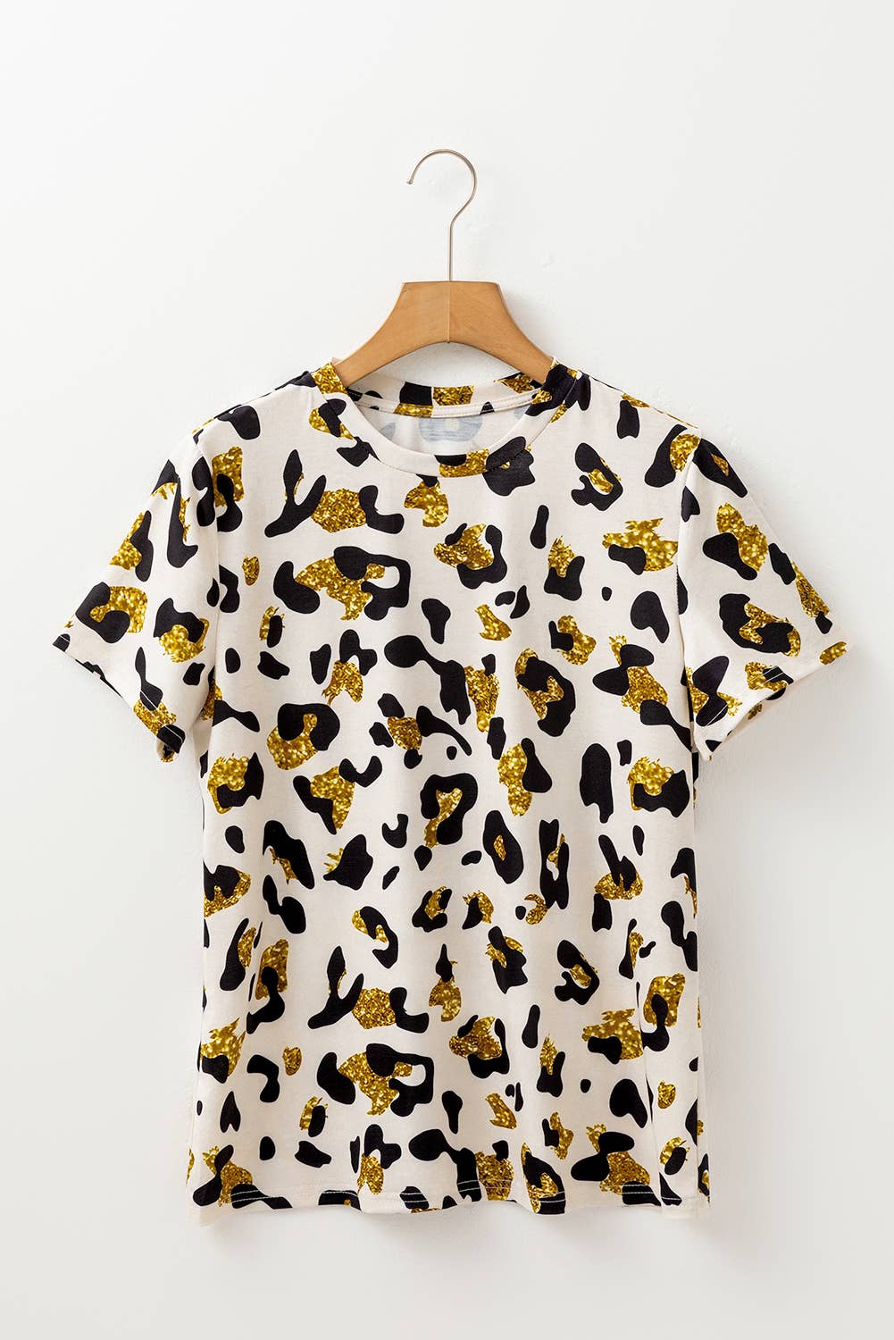 Montana Boho/Western Essentials: Leopard Print Round Neck Casual T Shirt