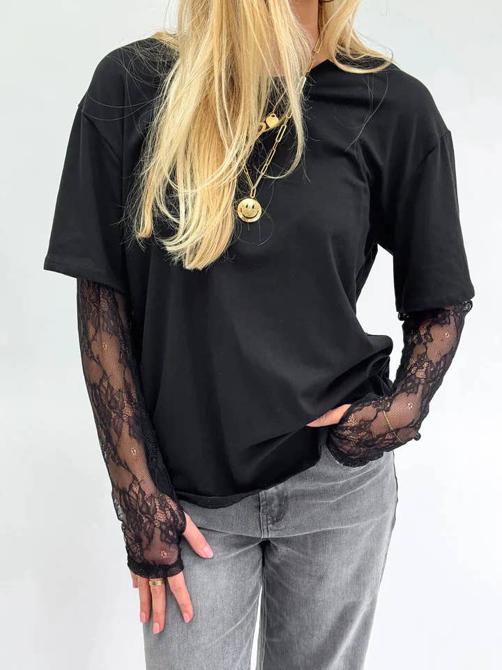 T-shirt w/lace-trimmed long sleeves: FREE SPIRIT DREAMER Series: Boho & Free-People loving styles.