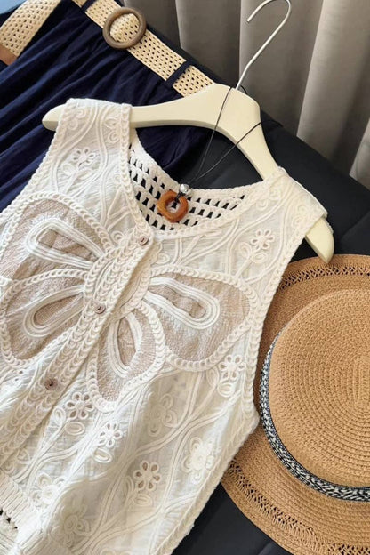 Montana Boho/Western Essentials: Buttoned Lace Top with Crochet Details