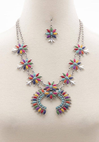 Montana Boho Western Spirit: HORSE SHOE DESIGN FLORAL NECKLACE &  EARRING SET