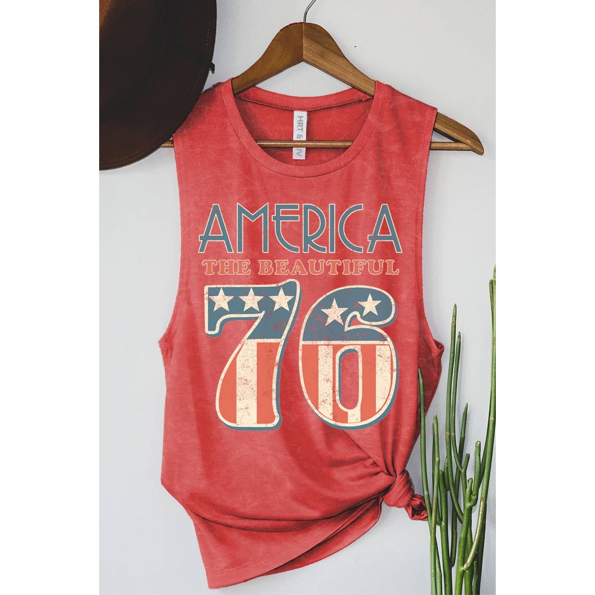 AMERICA 76 GRAPHIC TANK TOP: Montana Boho Western Spirit Fashion