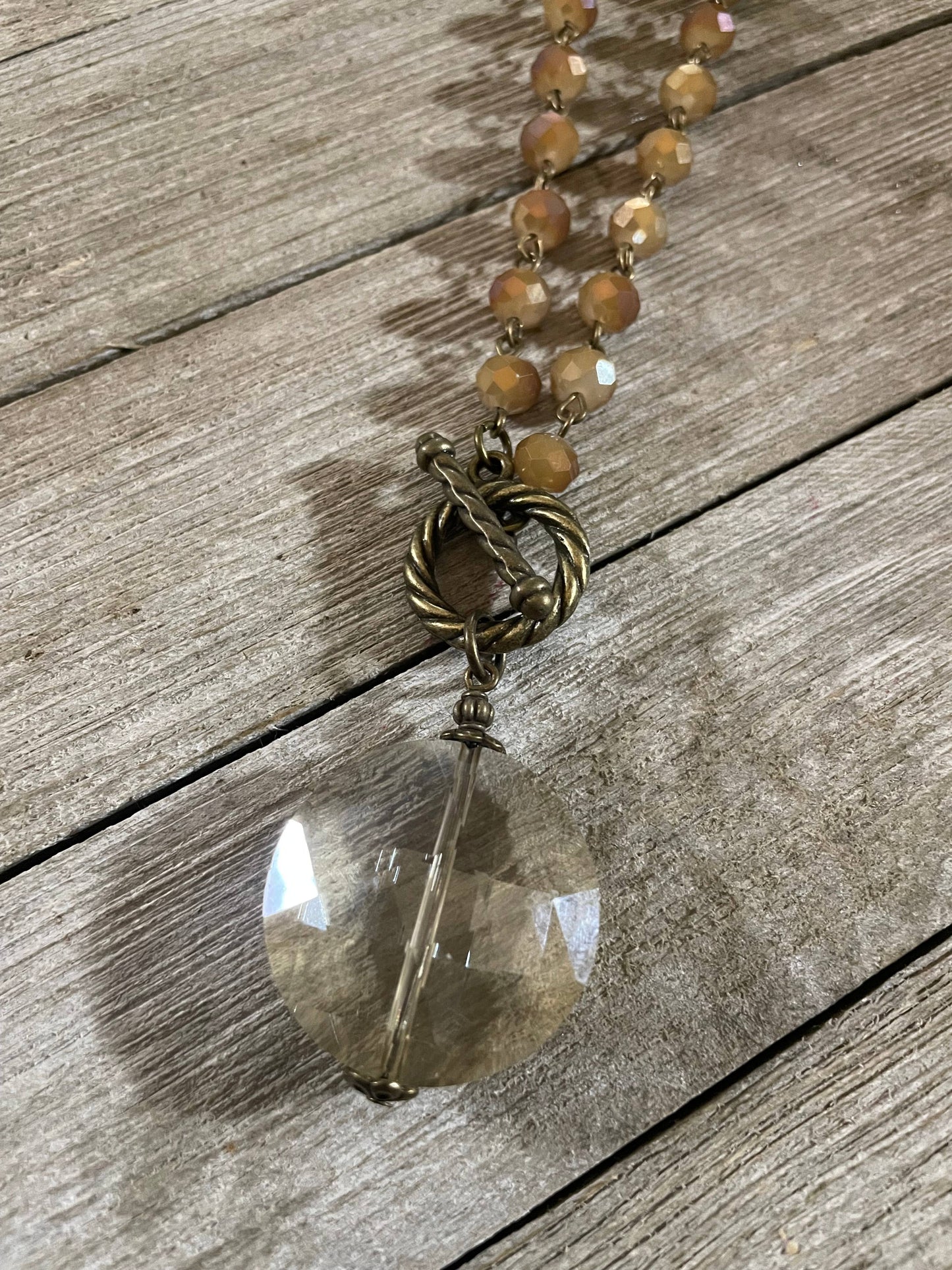 "Ripples of YELLOWSTONE": Crystal Necklaces 