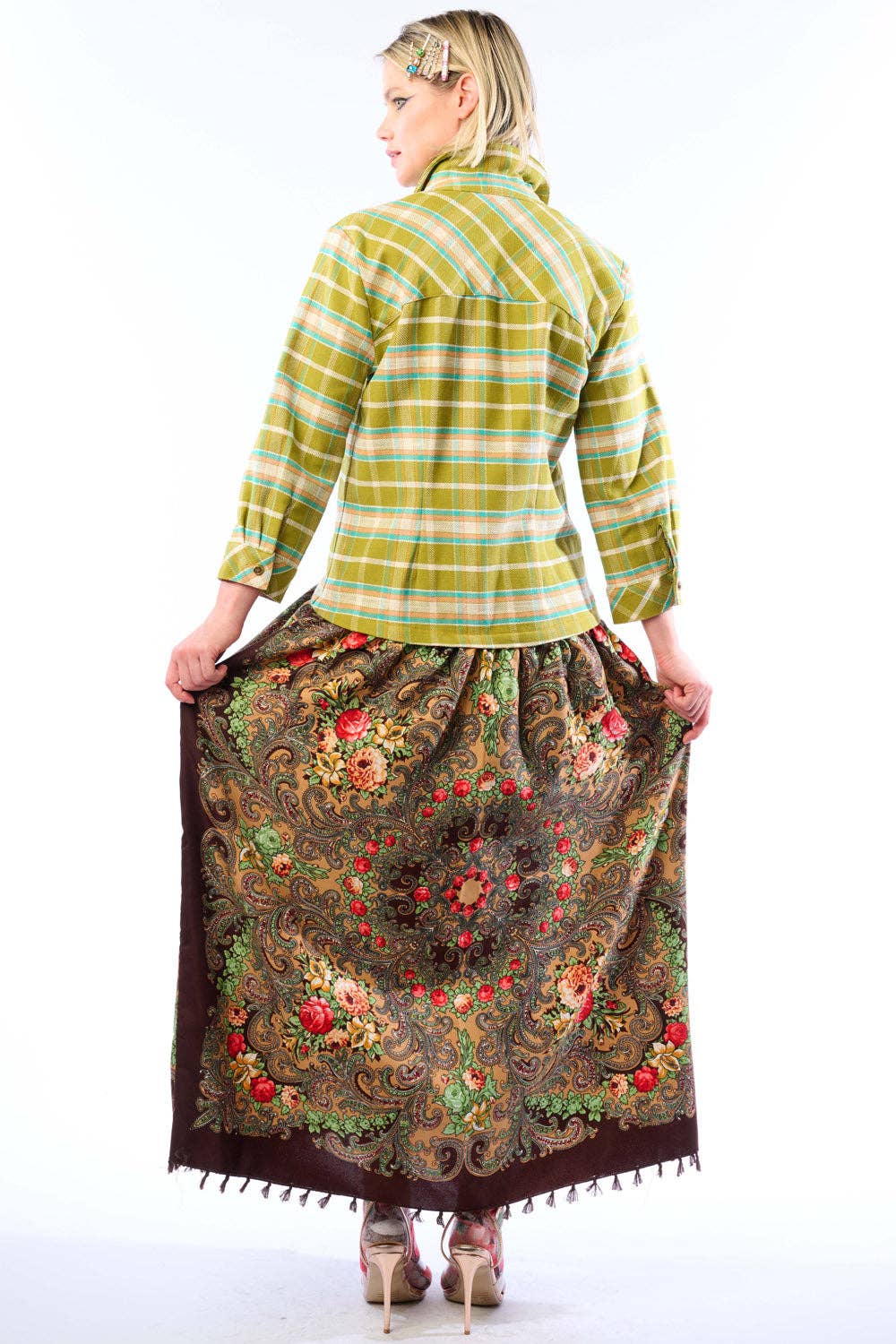 Boho Fashion:  Be the showstopper: Beatrice Maxi Shirt-Olive; Floral Shirt Duster