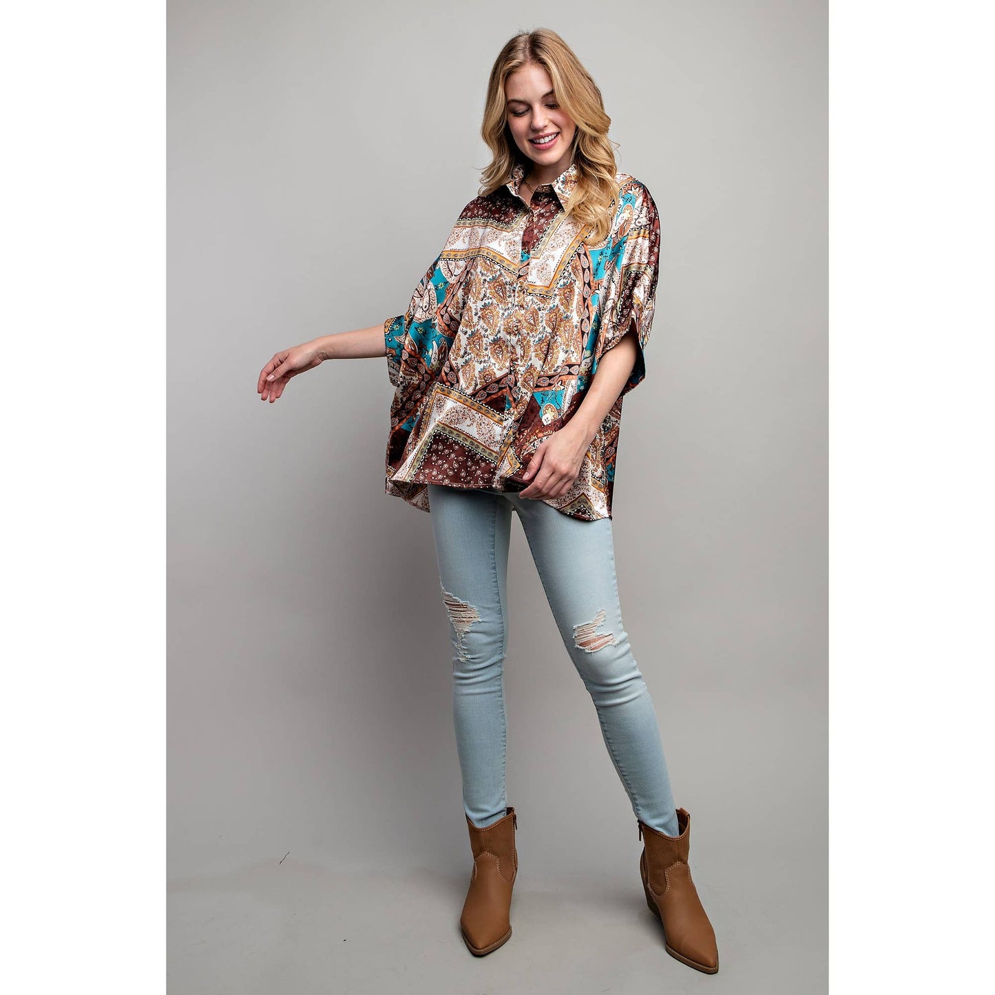 Simply Irresistible, Be the showstopper: LIGHT SATIN PRINT SHIRT