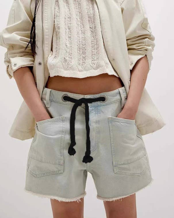 Street Style Drawstring Pocket Denim Shorts— Montana Boho Western Spirit Fashion: This yummy fashion speaks to your boho western spirit, and this statement is a true Yellowstone-Vibe.