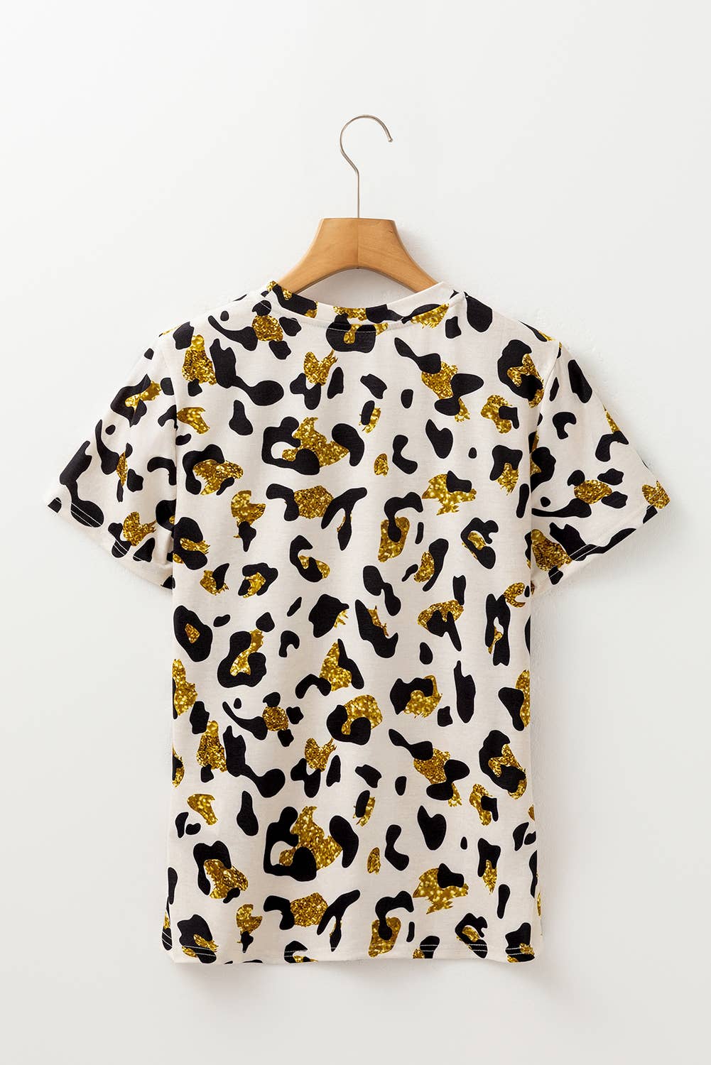 Montana Boho/Western Essentials: Leopard Print Round Neck Casual T Shirt