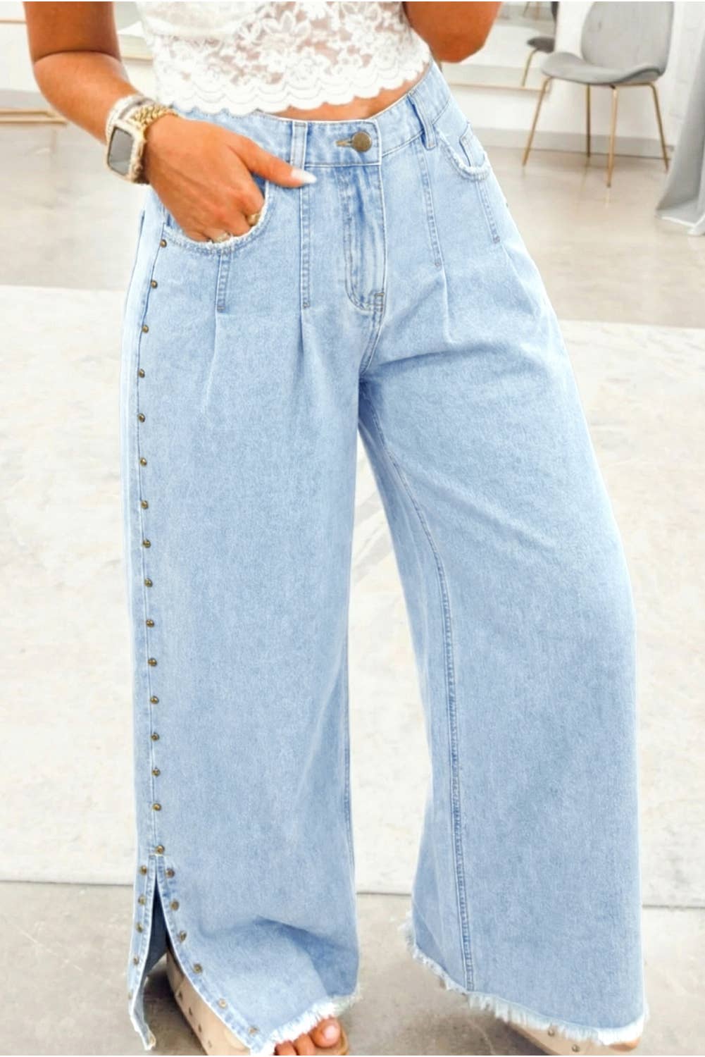 Studded Side Slit Leg Frayed Pocketed Wide Leg Jeans