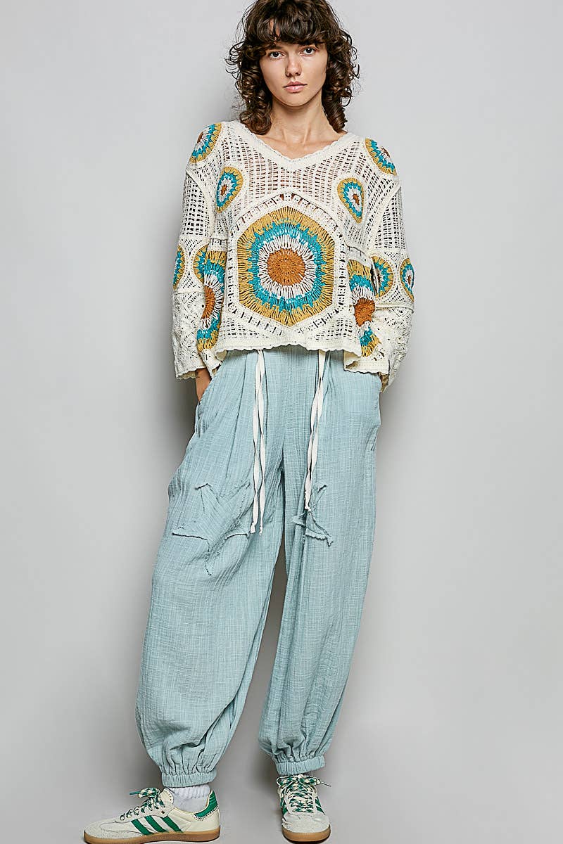 Granny Circle Motif Scalloped Edge Crochet Top: FREE SPIRIT DREAMER Series: Boho &amp; Free-People loving styles.&nbsp;