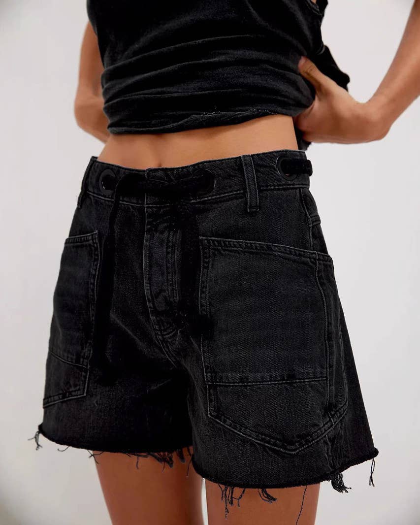 Street Style Drawstring Pocket Denim Shorts— Montana Boho Western Spirit Fashion: This yummy fashion speaks to your boho western spirit, and this statement is a true Yellowstone-Vibe.