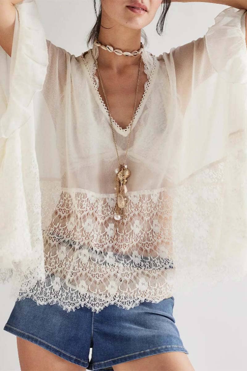 Montana Boho Western Spirit Fashion: Fringe-Trim Floral Blouse