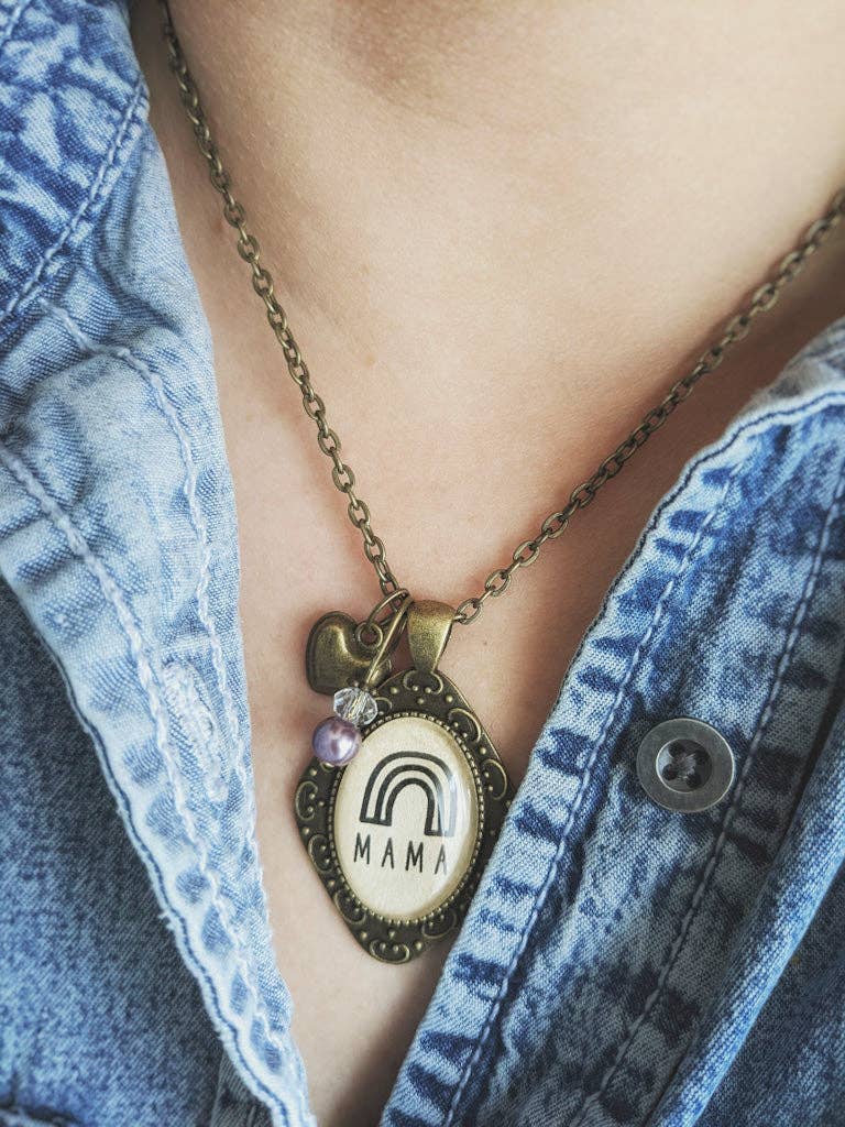 Mama necklace
