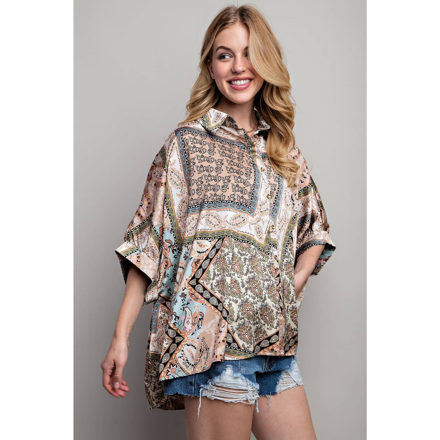 Simply Irresistible, Be the showstopper: LIGHT SATIN PRINT SHIRT