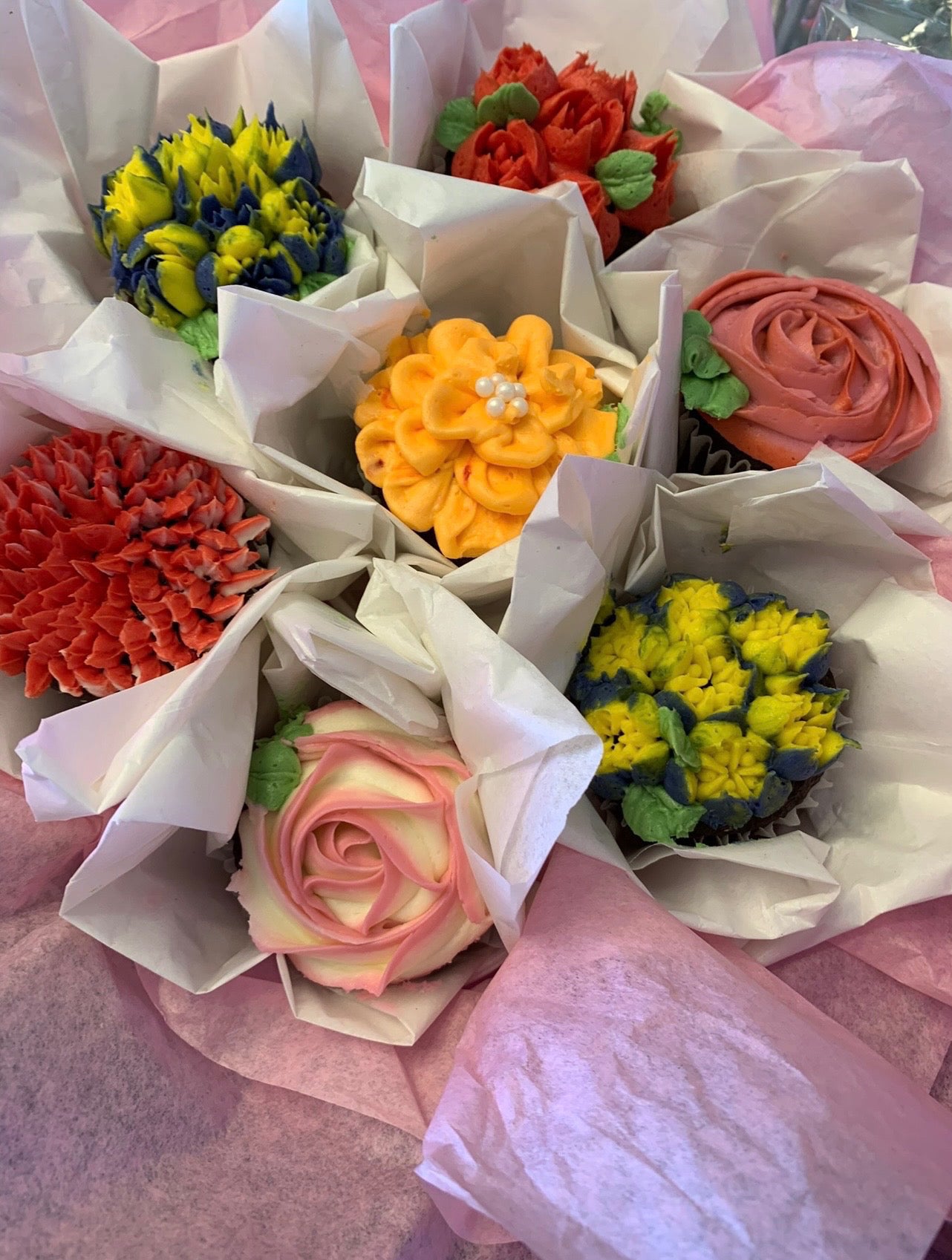 Artful Baked Goods (Cakes, Cupcakes, and Goodies)