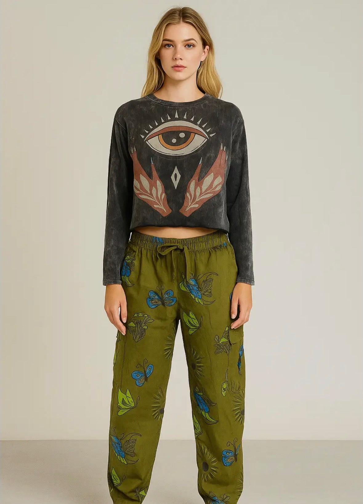 COTTON CROP TOP  (Long Sleeve Eye & Hands)
