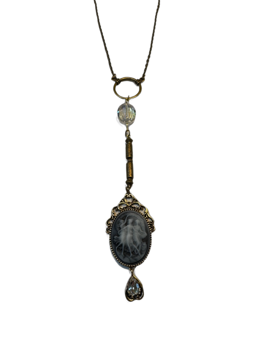 Ripples of YELLOWSTONE—"Cameo" Necklace