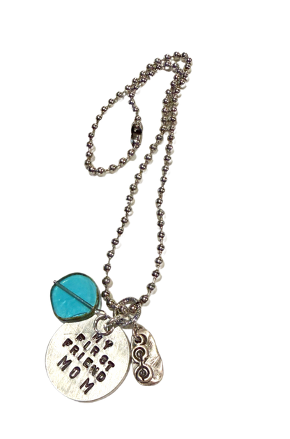 Momma Necklace (Mom, My First Friend)