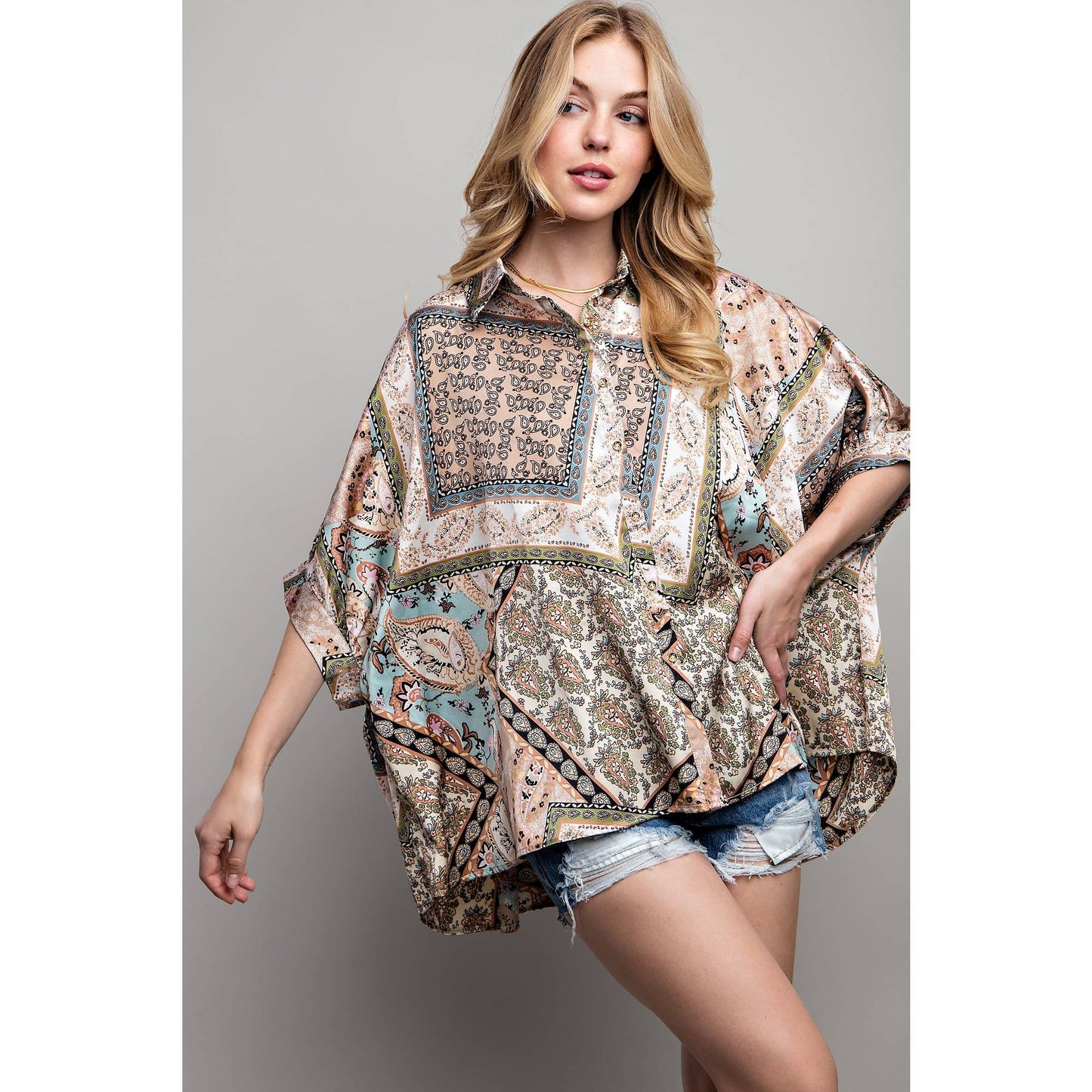 Simply Irresistible, Be the showstopper: LIGHT SATIN PRINT SHIRT