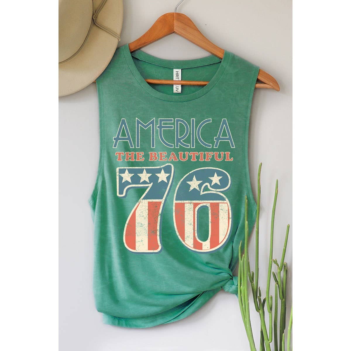 AMERICA 76 GRAPHIC TANK TOP: Montana Boho Western Spirit Fashion