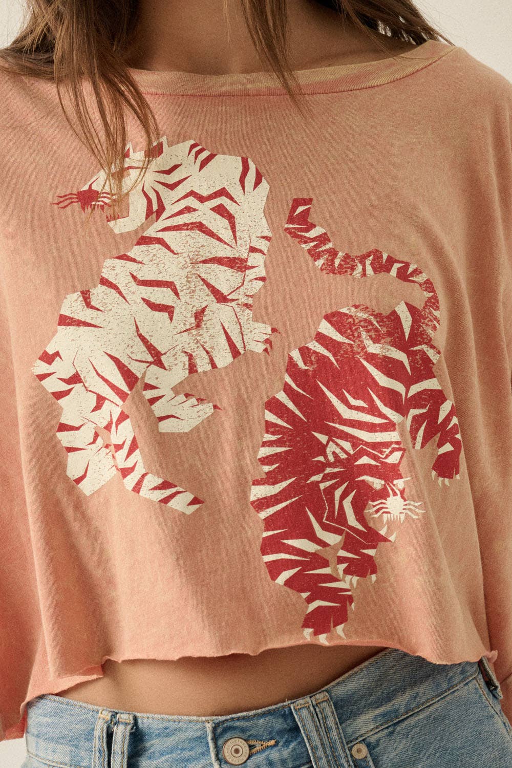 Montana BOHO: Vintage Tigers Cropped Long-Sleeve Graphic Tee