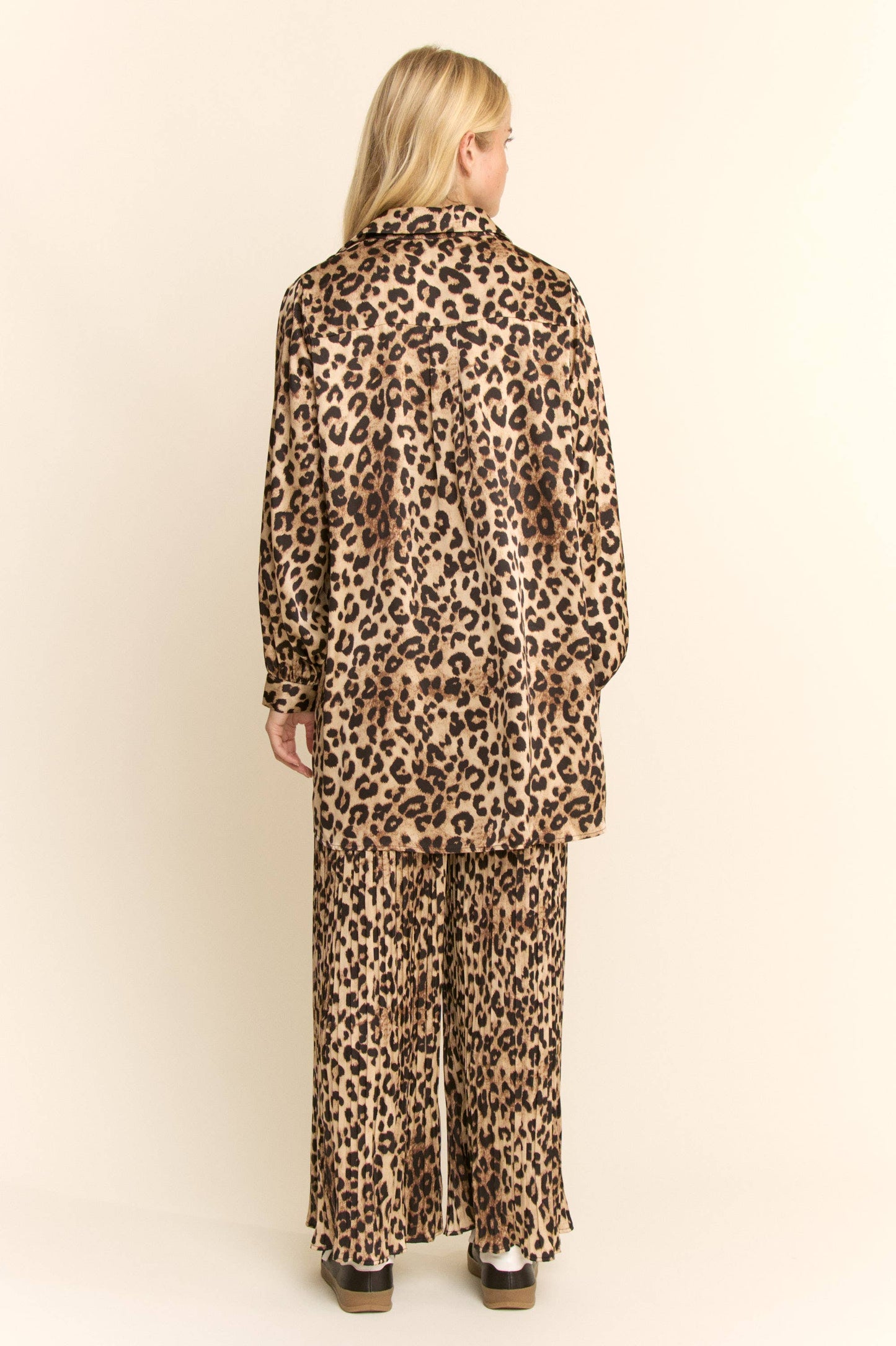 FREE SPIRIT DREAMER Series: LONG-SLEEVEM BLOUSE WIDE LEG PLEATED PANTS