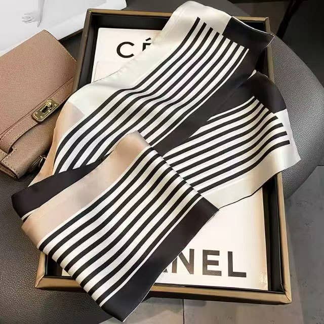 STRIPE BORDER PANEL PATTERN SILKY BANDANA SQUARE NECK (Chanel)