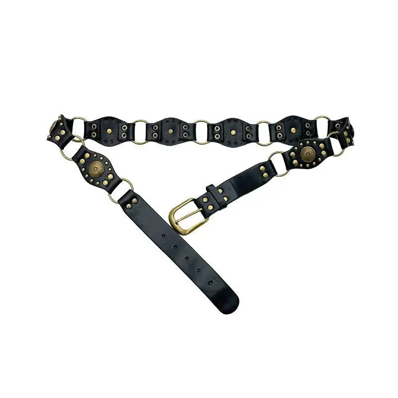 Montana Boho Western Spirit Fashion: This yummy fashion speaks to your boho western spirit, and this statement is a true Yellowstone-Vibe. Belt in Black or Brown Vegan Leather