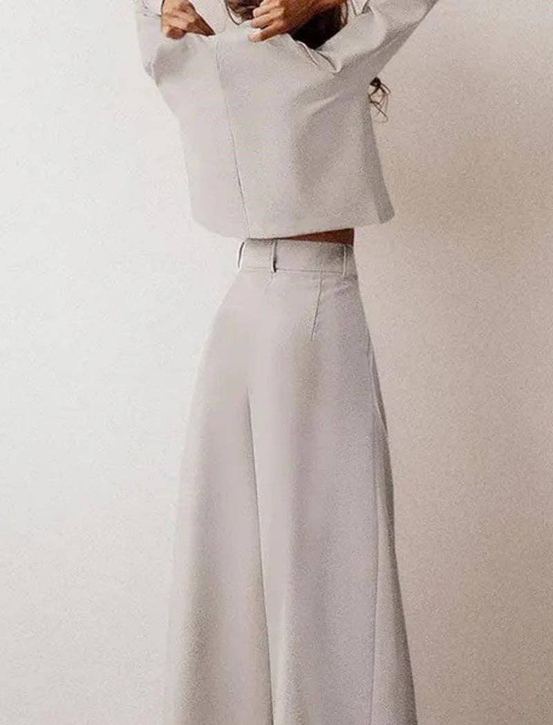 Be A Show-Stopper—Simply IRRESISTIBLE:&nbsp: Relaxed Two-Piece Long Sleeve Set