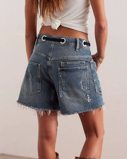 Street Style Drawstring Pocket Denim Shorts— Montana Boho Western Spirit Fashion: This yummy fashion speaks to your boho western spirit, and this statement is a true Yellowstone-Vibe.