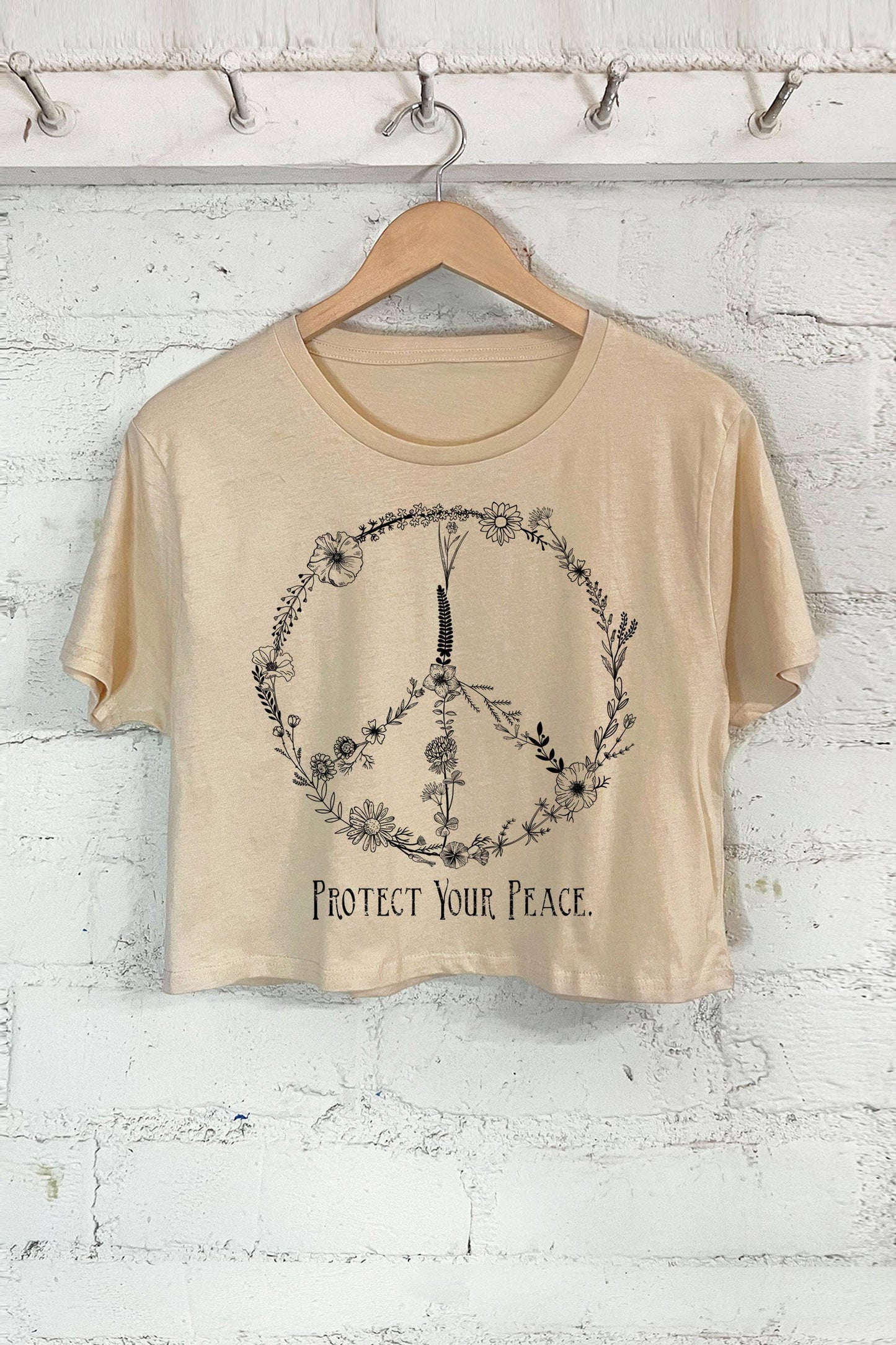 PEACE FLORAL T-Shirt
