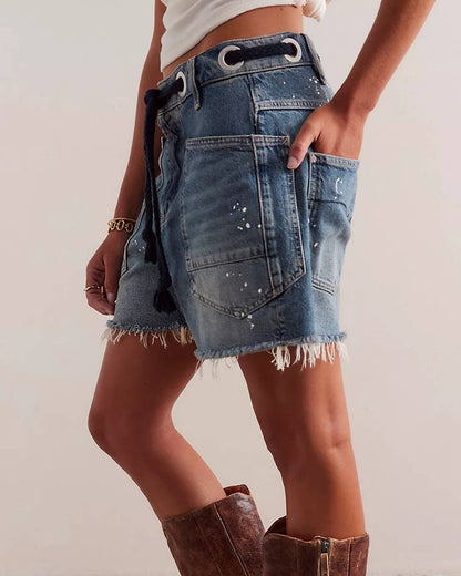 Street Style Drawstring Pocket Denim Shorts— Montana Boho Western Spirit Fashion: This yummy fashion speaks to your boho western spirit, and this statement is a true Yellowstone-Vibe.