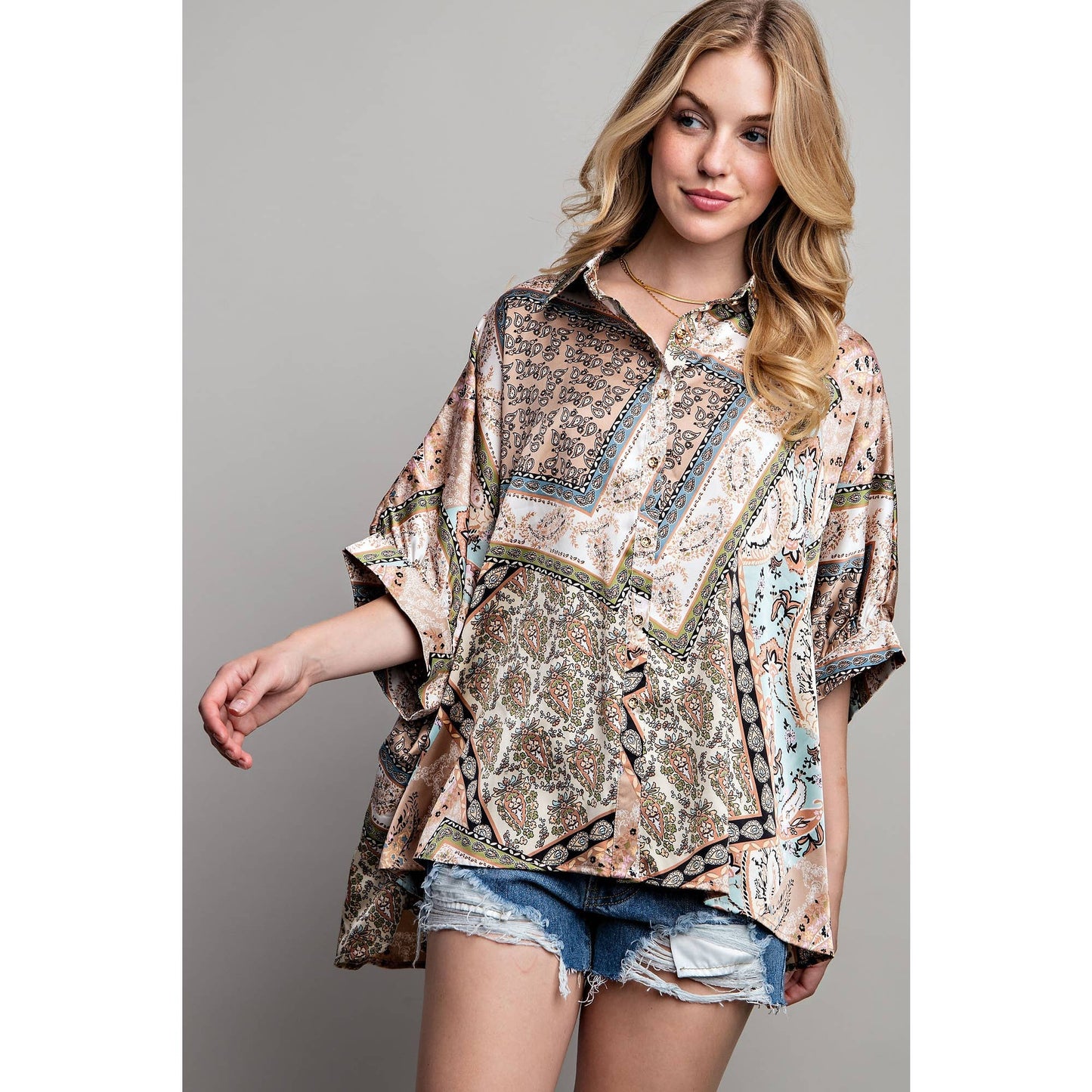 Simply Irresistible, Be the showstopper: LIGHT SATIN PRINT SHIRT
