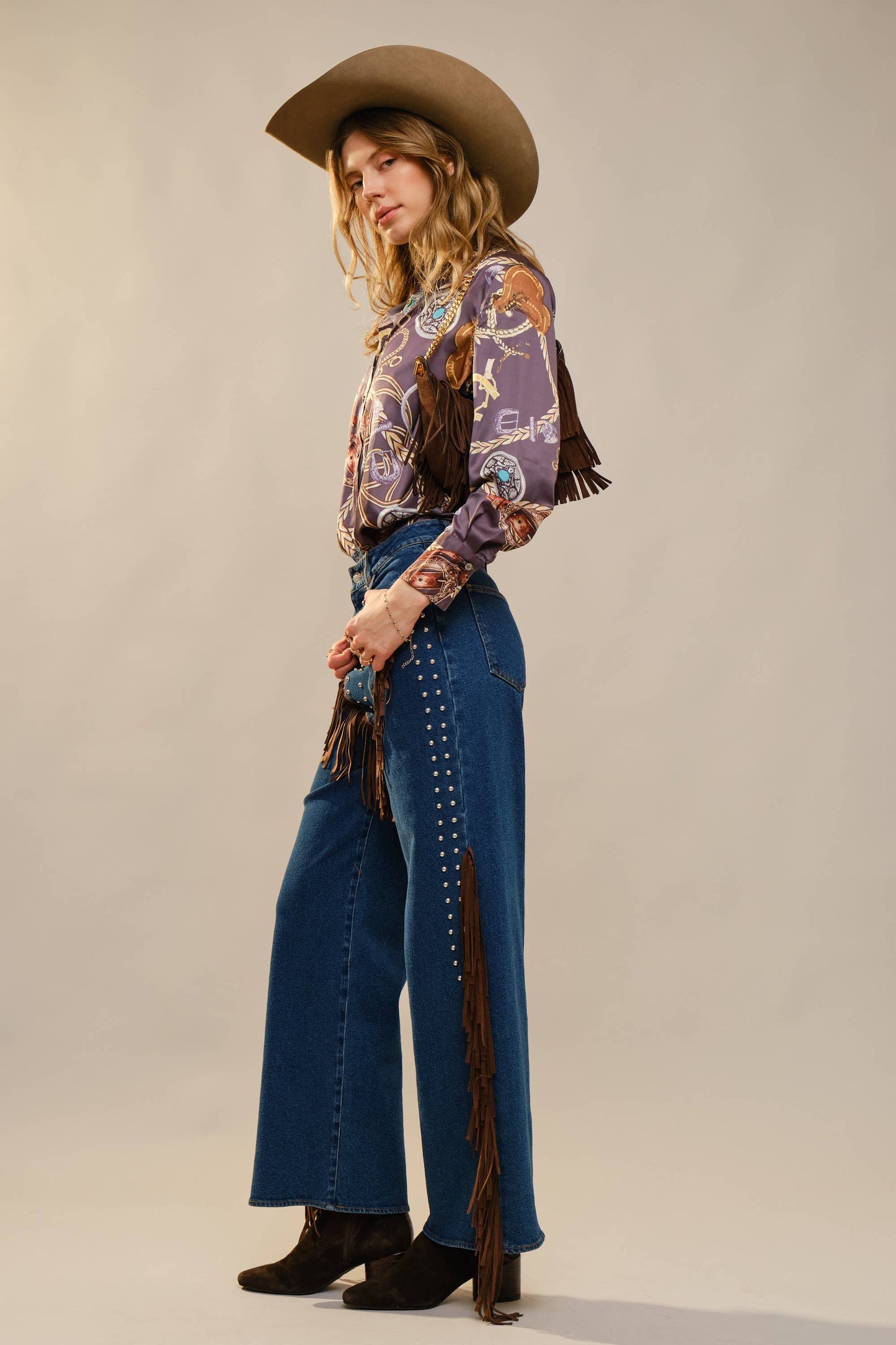 Montana Boho Western Spirit: Motif Printed Button Down Shirt